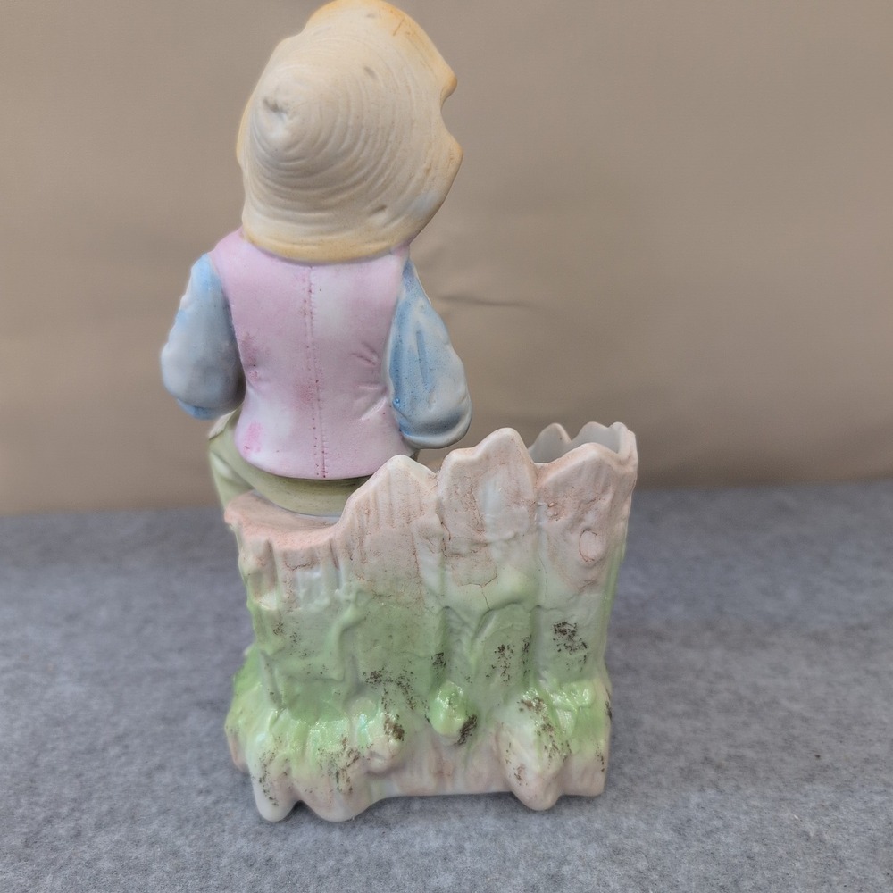 Vintage Boy Sitting on Tree Stump Figurine Planter Vase Porcelain Floral Japan - Picture 4 of 6